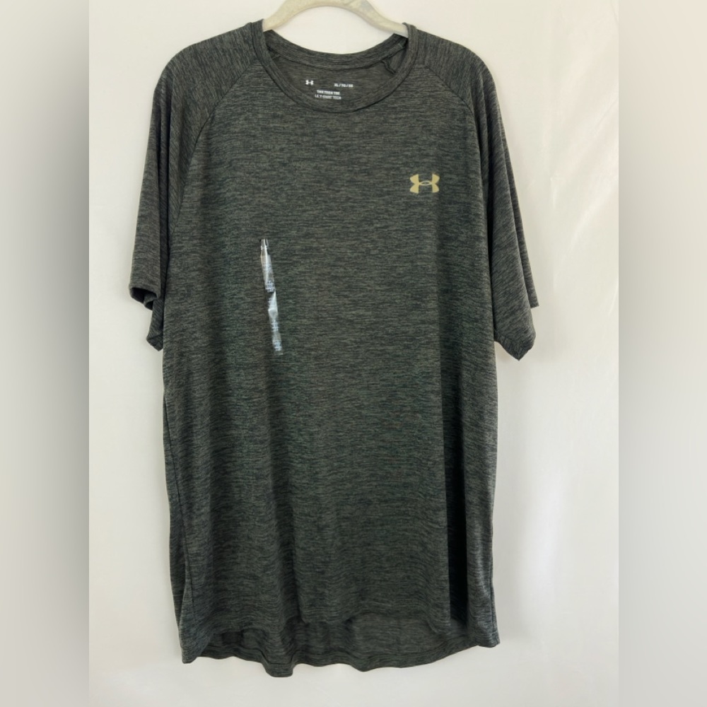 UNDERARMOUR MENS TECH TEE LOOSE FIT HEATHER BLACK TEE WITH TAUPE DECAL XL